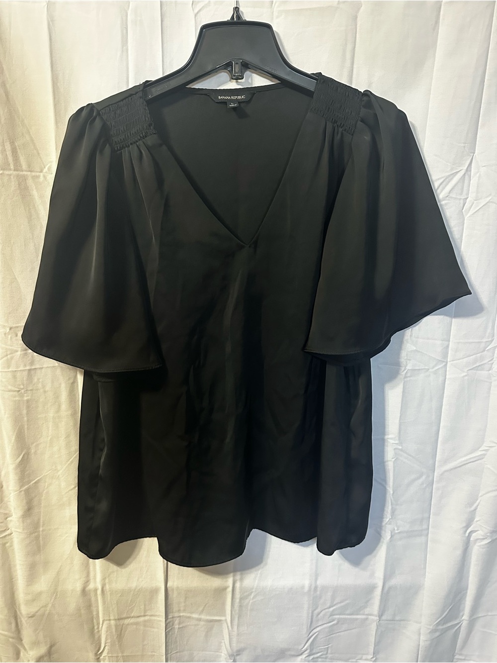 Banana Republic Black V-Neck Flutter Sleeve Blouse